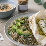 Recette pour maigrir le ventre : salade quinoa avocat et cabillaud en papillote